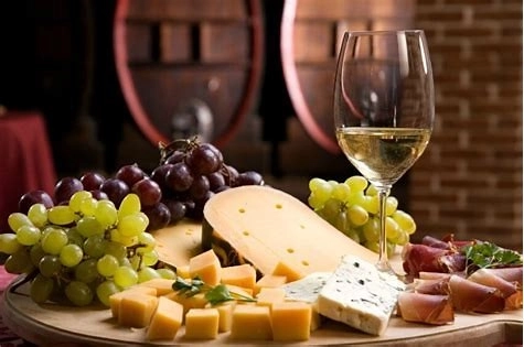 Degustation tour: wine and cheese/Half day trip